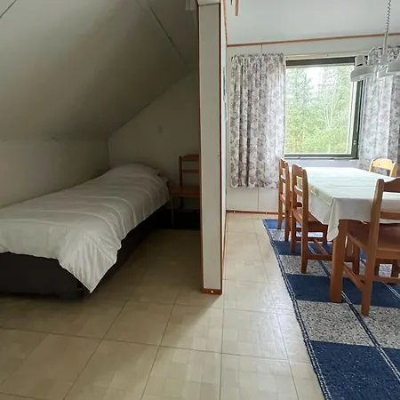 Kylaekaupan Motelli Vandrarhem *