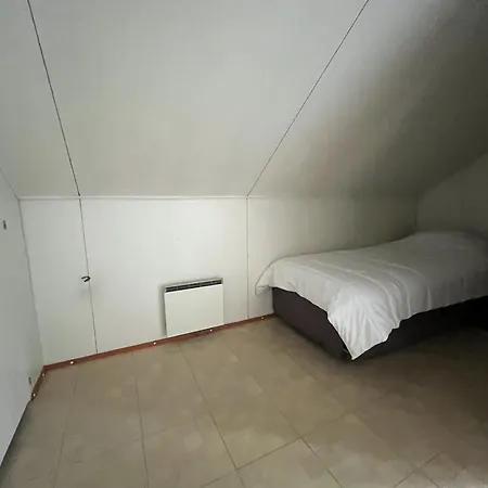 Хостел Kylaekaupan Rayskala